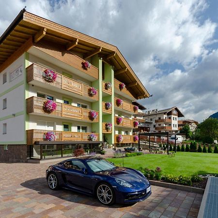 Mason La Zondra Aparthotel Vigo di Fassa Bagian luar foto