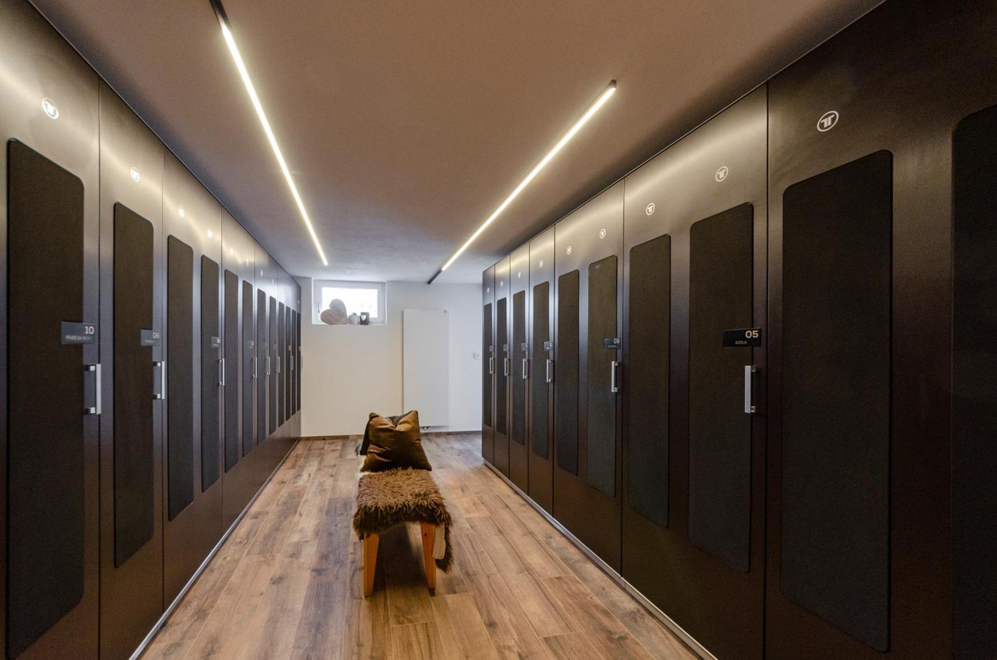 Mason La Zondra Aparthotel Vigo di Fassa Bagian luar foto