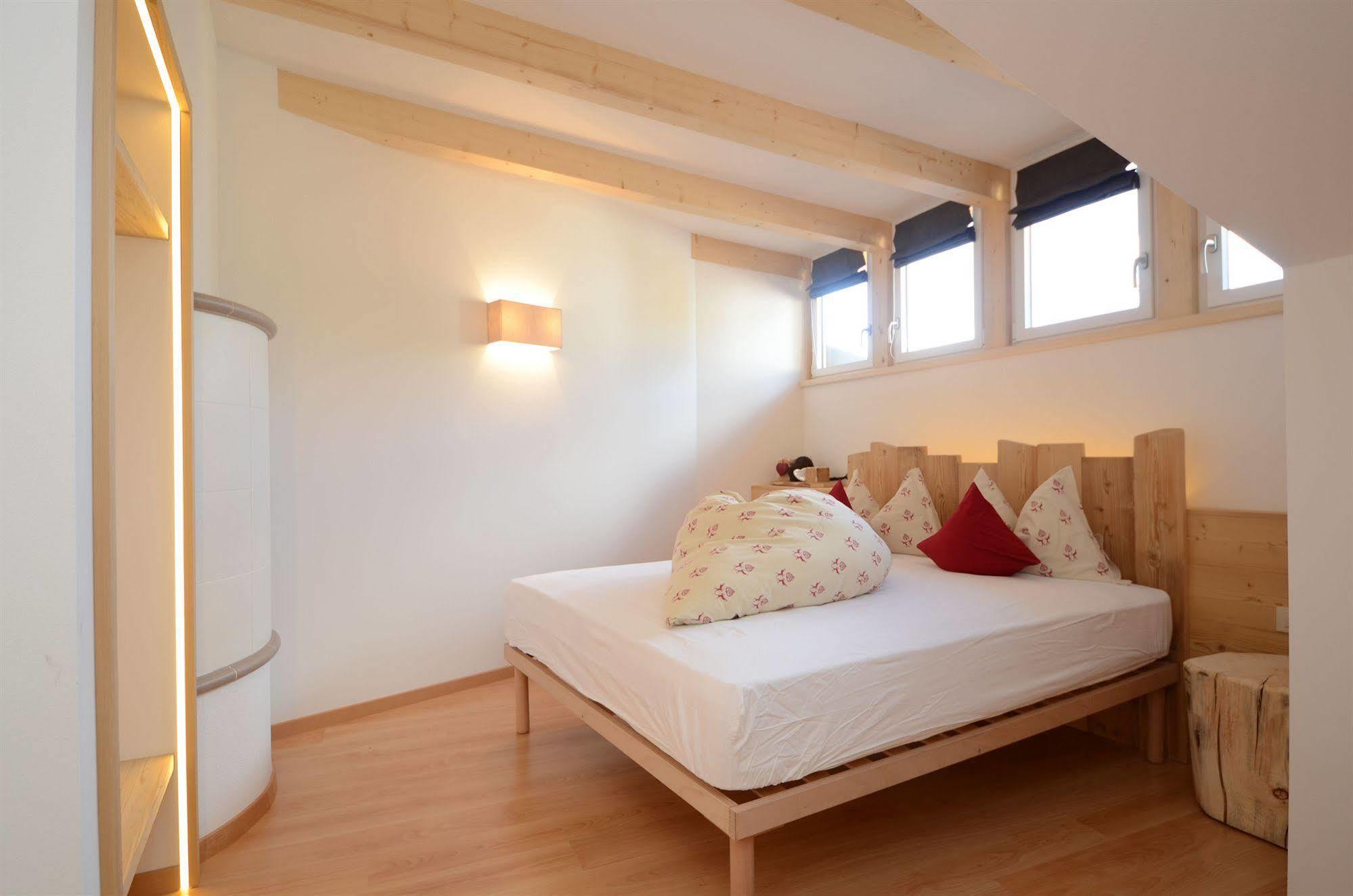Mason La Zondra Aparthotel Vigo di Fassa Bagian luar foto