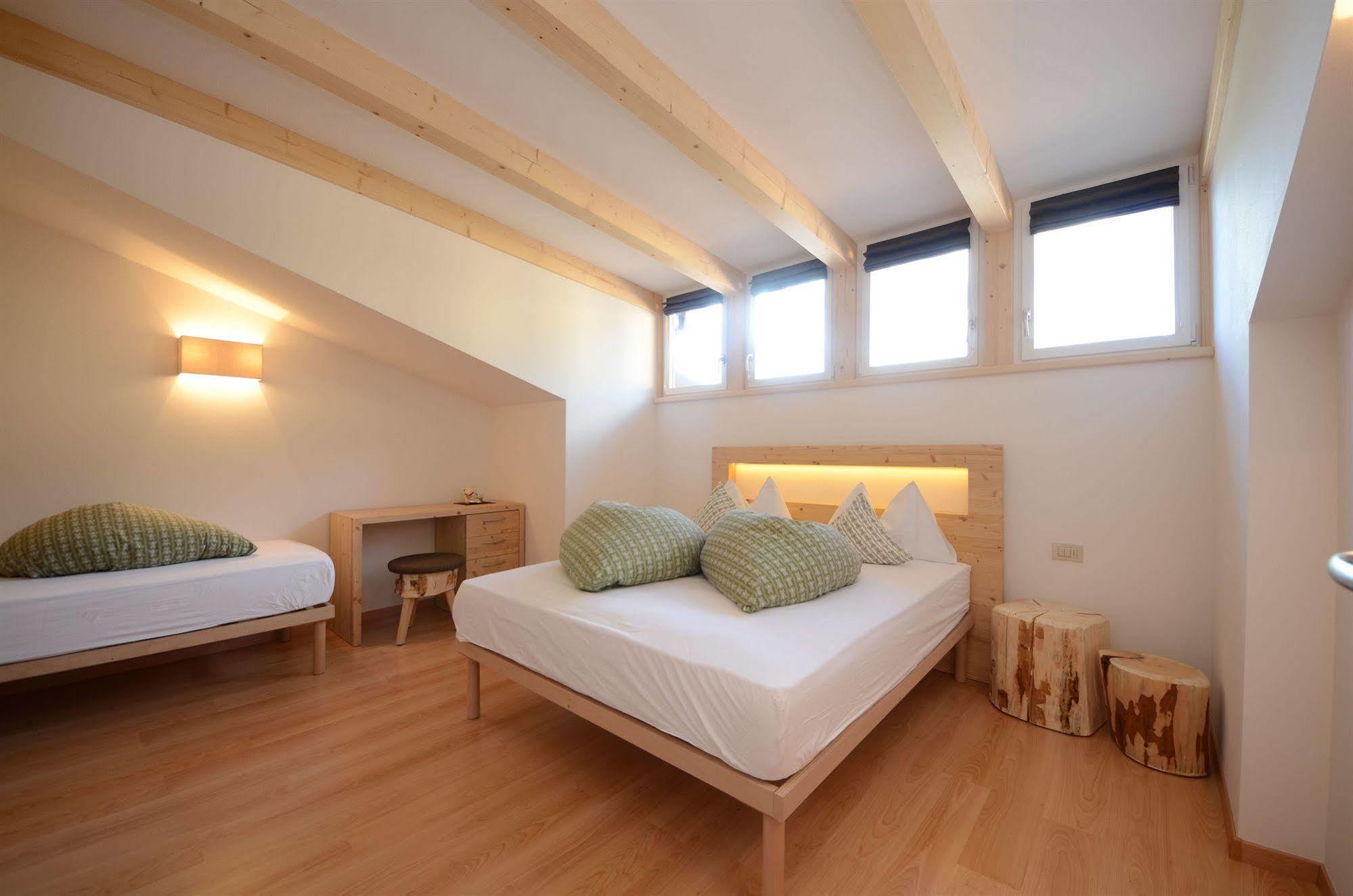 Mason La Zondra Aparthotel Vigo di Fassa Bagian luar foto